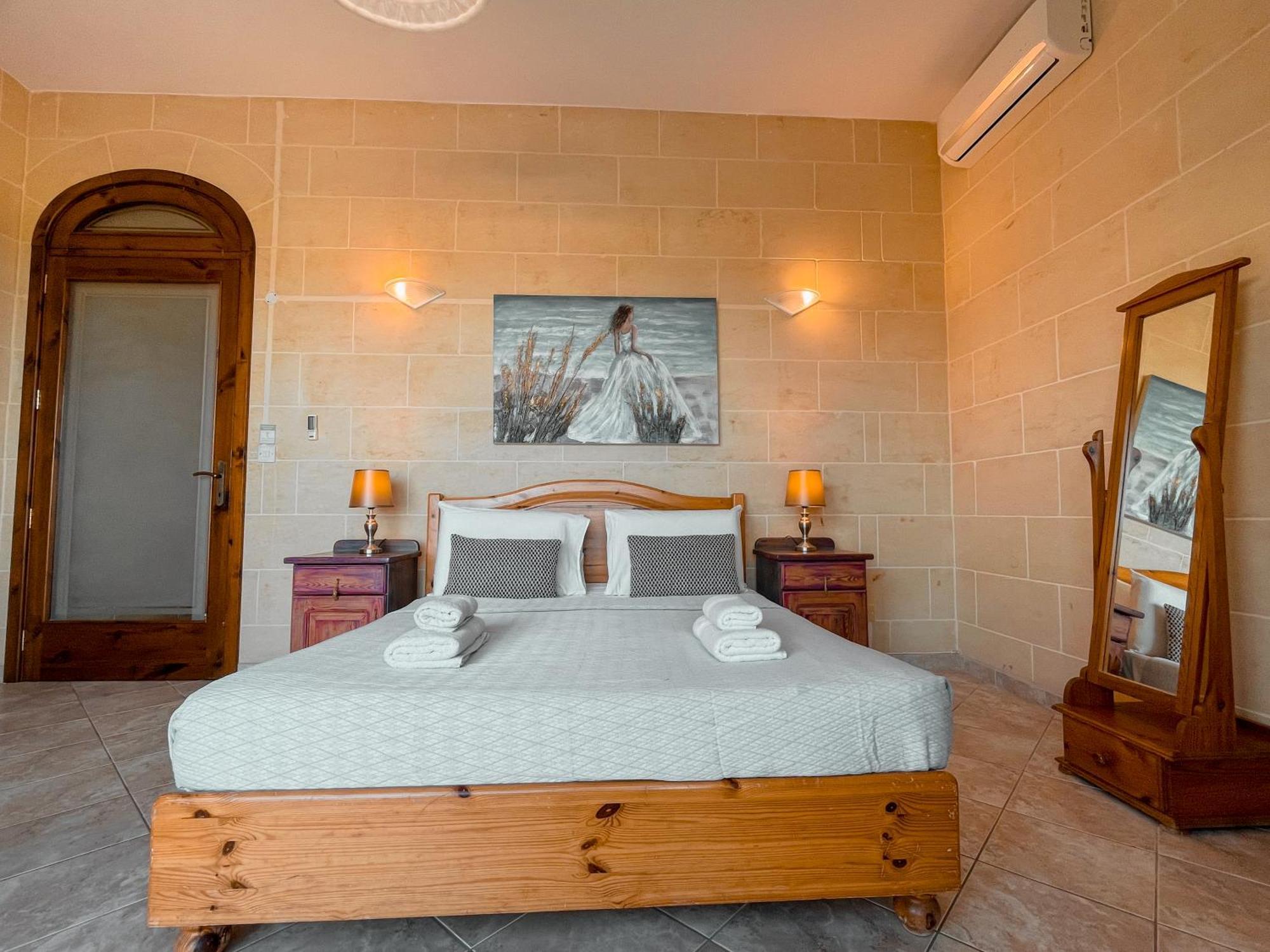Villa Fieldend - Gozo Holiday Home Gharb  Ngoại thất bức ảnh